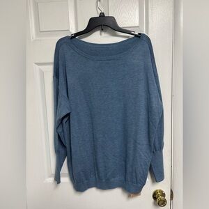 BloomChic Crew Neck Sweater Soft Blue Women’s Size 12 NWT